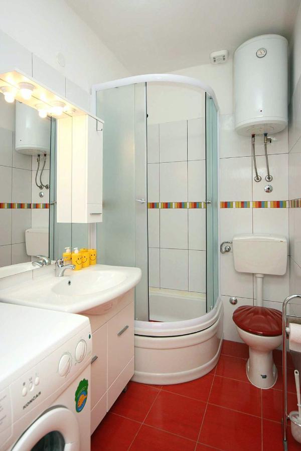 Apartments With A Parking Space Bol, Brac - 4658 Екстериор снимка